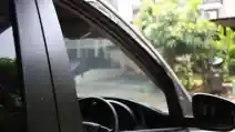 Kaca Mobil Anda Tidak Mau Naik-Turun? Mungkin Ini Penyebabnya