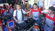 Toyota Serahkan Mesin Fortuner Untuk Support Pendidikan Di Lombok