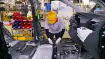 Tenaga Manusia Masih Dominan Ketimbang Robot di Pabrik Toyota