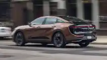  Toyota Crown Generasi Terbaru Segera Meluncur, Intip Bocorannya