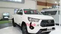 Toyota Hilux Jadi Double Cabin Paling Laku di 2024