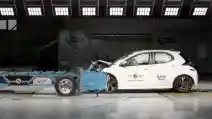 VIDEO: Crash Test Toyota Yaris (Euro NCAP)