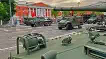  Jajaran Truk Militer Rusia Jadi Daya Tarik VE Day Di Moscow