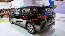  Vinfast Limo Green Akhirnya Meluncur Di IIMS 2026, Harga Khususnya Rp 299 Juta