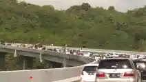  Mulai 24 April Tol Jadi Akses Hanya Untuk Kendaraan Logistik