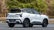Sama-Sama Dibuat Di Indonesia, Inilah Komparasi Mitsubishi Xforce HEV dan Toyota Yaris Cross HEV