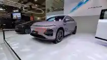  XPENG G6 Jadi Pusat Perhatian Di Booth XPENG GIIAS 2025