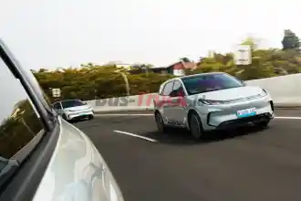 Komparasi Spesifikasi BAIC T1 vs Lepas E4 vs Nevo QO5