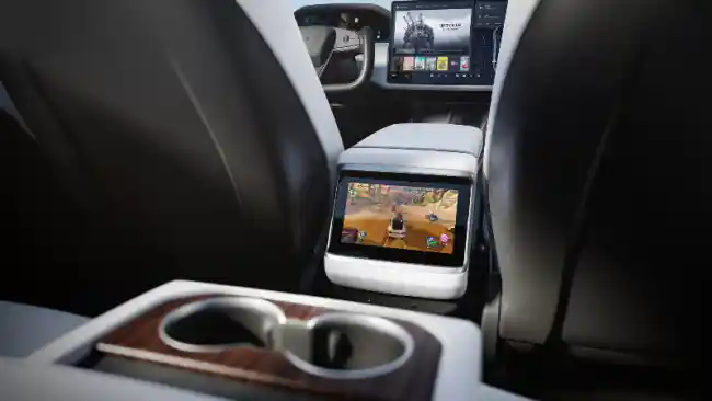 Berita - Tesla Model S dan X Dapat Pembaruan Infotainment Tahun Depan? Begini Bocorannya