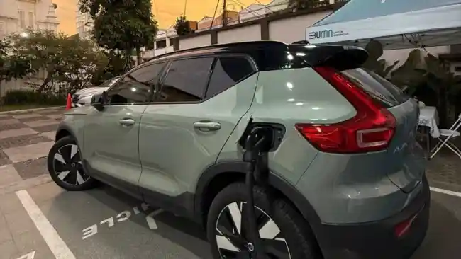 Mobil Listrik - Apakah Mobil Listrik Beresiko Timbulkan Radiasi Berbahaya ? Ini Studi Terbarunya